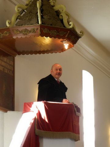 2017. március 15. 06